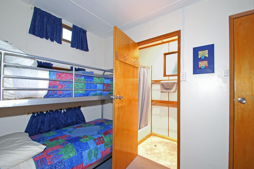 Triabunna Cabin & Caravan Park Szoba fotó